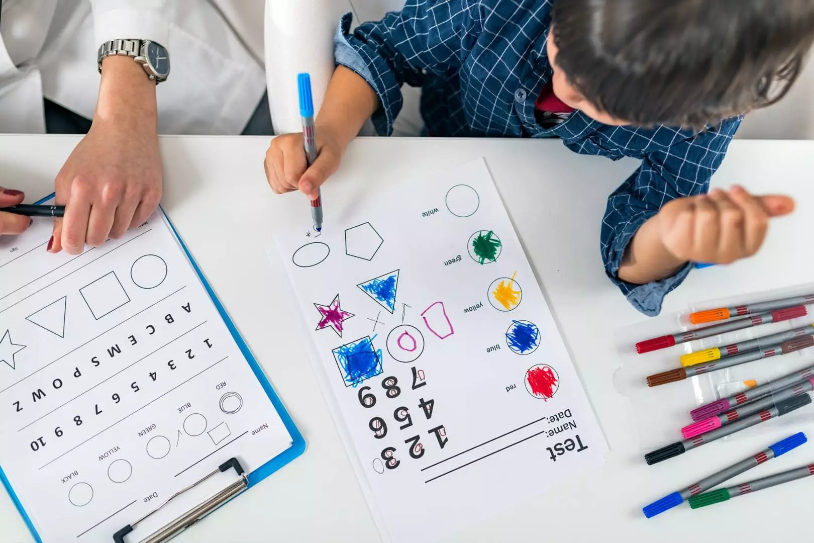 اختبارات الذكاء والتقييم النفسي للأطفال في مركز صوت الطفل